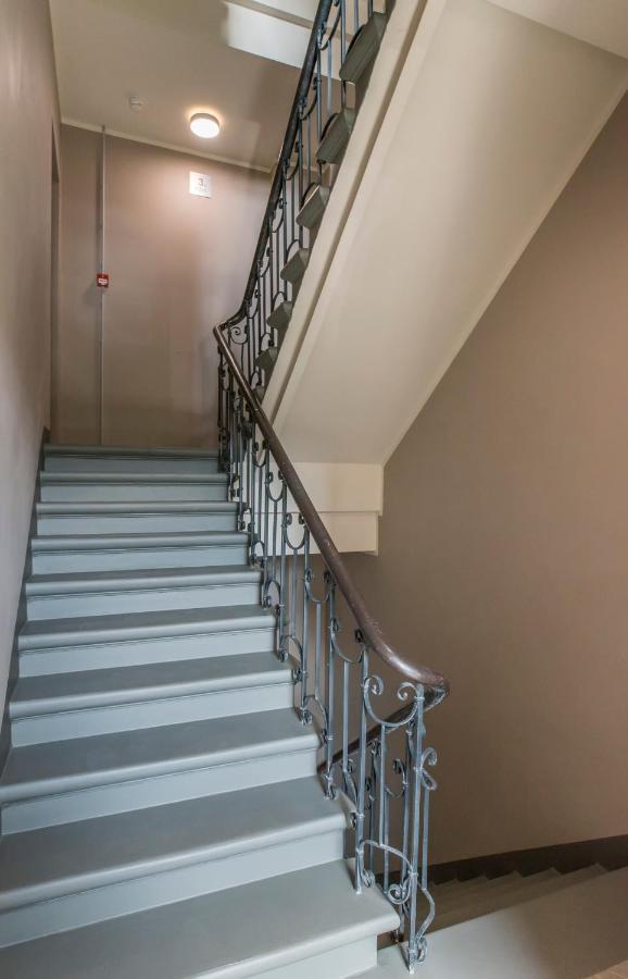 Perfect Location Cozy Studio Apt ➤Fully Equipped Riga Bagian luar foto
